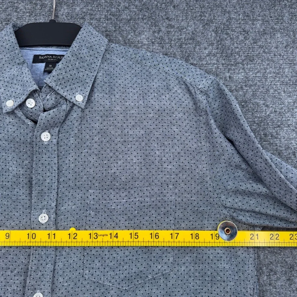 Banana Republic Button Down Mens M Linen Cotton Blue Slim Fit Dotted Long Sleeve